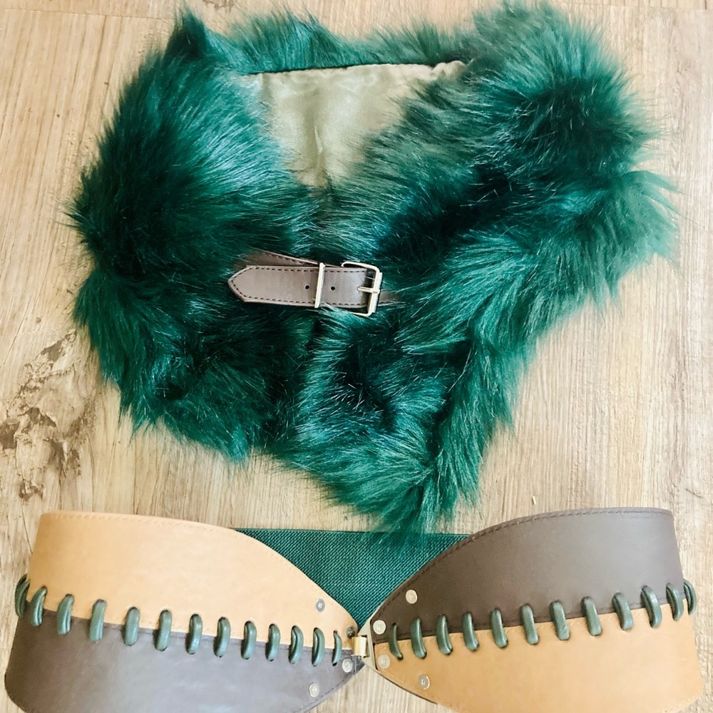 Belt and  fur collar New without tags
